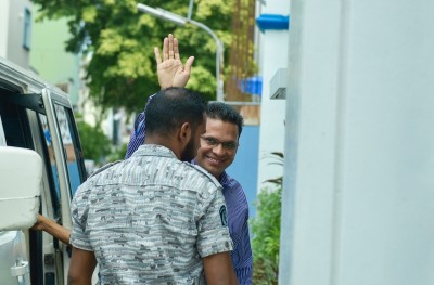 ނާޒިމާއި އިމްރާން ރޯދަމަހަށް ގެއަށް ބަދަލުކޮށްފި