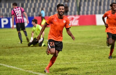 ޔުނައިޓެޑް ވިކްޓަރީ ބަލިކޮށް އީގަލްސް ހަތަރަކަށް