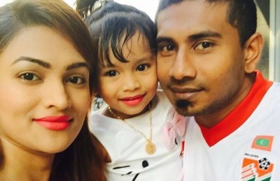 ތިން ސިއްރު: ނަޒޫ އެނގެން ބޭނުންތަ؟