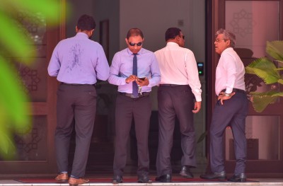 ގަތަރާ ގުޅުން ކަނޑާލި މައްސަލާގައި ބަހުސް ކުރަން ފާހެއް ނުވި