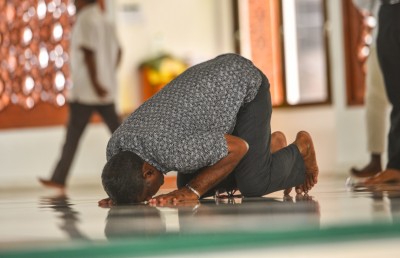 އުފެއްދުންތެރި ޝަޚުޞިއްޔަތެއް ބިނާ ކުރަން އިސްލާމް ދީން ބާރުއަޅާ