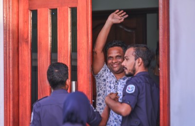 އާޒިމަށް ކުރަނީ ހަގީގަތާ ހިލާފު ތުހުމަތުތަކެއް: މައުމޫން