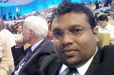 ޝަރުތުތަކާ އެކު ހަނީފް ދޫކޮށްލައިފި