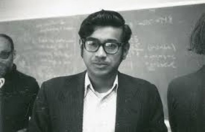 މޮޅު މީހަކަށް ވާން، ނަން ހިނގާ އާއިލާއަކަށް ނިސްބަތްވާކަށް ނުޖެހޭ