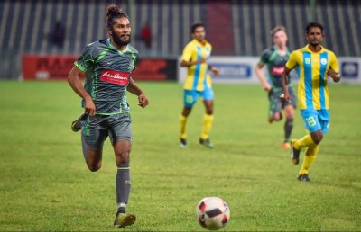 ވެލެންސިއާ އަތުން ގްރީން ސްޓްރީޓްސް އަށް ޕޮއިންޓެއް