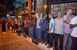 އިދިކޮޅު ފަރާތްތަކާ އެކު މައުމޫނު ފެނުމުން ޕީޕީއެމްގެ އިސް ބޭފުޅުންގެ ފާޑުކިއުން