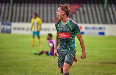 ވެލެންސިއާ އަތުން ގްރީން ސްޓްރީޓްސް އަށް ޕޮއިންޓެއް