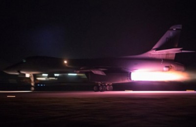 އެމެރިކާގެ ބޮން އަަޅާ ބޯޓުތައް ކޮރެއާ ކައިރިން ދަތުރުކޮށްފި