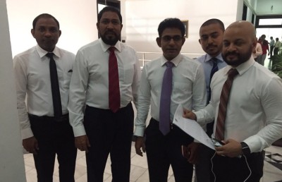 މަސީހުގެ އިތުބާރު ނެތްކަމުގެ މައްސަލަ ޕީޕީއެމްގެ 10 މެމްބަރުންގެ ސޮޔާއެކު މަޖިލީހަށް ވައްދައިފި
