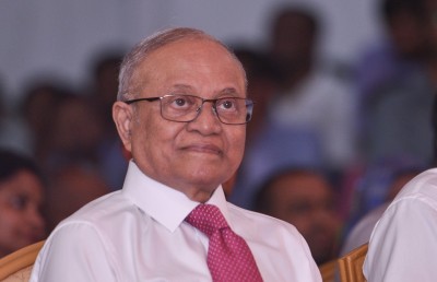 ވެރިކަން ބަދަލުކުރާކަށް ނޫޅޭން، މުންދު ވާހަކަ ދެއްކެވީ މަގާމުގެ ދިފާއުގައި: މައުމޫން