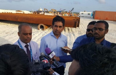އާ ރަންވޭ އަށް ހިއްކި ސަރަހައްދު ޝީޓް ޕައިލް ކުރަން ފަށަނީ