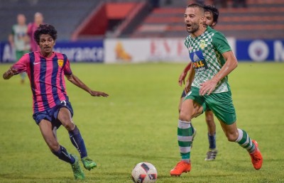 ތިން ޕޮއިންޓުގެ ލީޑަކާ އެކު މާޒިޔާ އަލުން ޓްރެކަށް