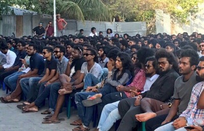 މަޑުން ތިއްބަސް ސަރުކާރުގައި "ގަޓު" އެބަހުރި: ޝައިނީ