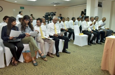 އެމްޑީޕީގެ ޕީޖީ ގްރޫޕްގެ ޑެޕިއުޓީންނަށް ރޮޒައިނާ އާއި އާޒިމް ހޮވިއްޖެ
