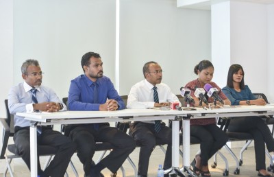 އާ ހެއްކާ އެކު، ނަޝީދުގެ ހުކުމް އަލުން މުރާޖައާކުރަން ޖެހޭ: ވަކީލުން