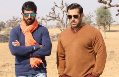 ޓިއުބުލައިޓަށް ވީ ގޮތުން ވަރަށް މާޔޫސްވެއްޖެ: ކަބީރް ޚާން