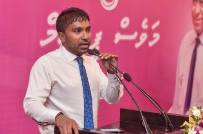 ސުޕްރީމް ކޯޓުގެ ނިންމުމާ އެއްގޮތަށް އަދިވެސް އަޅުގަނޑަކީ މަޖިލީހުގެ މެމްބަރެއް: އިލްހާމް