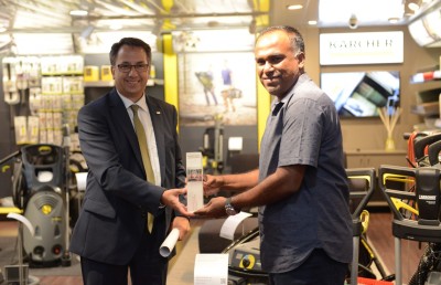 ސޮނީ ހާޑްވެއާ އިން ކާޗާގެ ފިހާރައެއް ހުޅުވައިފި