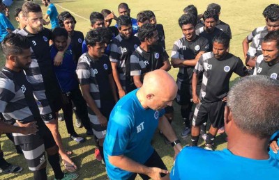 18 އަހަރަށް ފަހު ފަދިއްކޮގެ ކެރިއަރަށް ނިމުމެއް