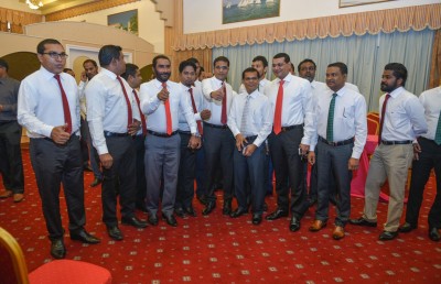 މުބީން ހިތްހަމަޖެހިވަޑައިނުގެން ނިއުސް ކޮންފަރެންސް ދޫކުރައްވައިފި