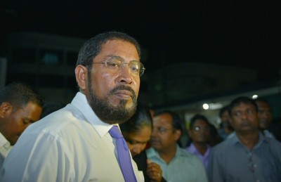 ޕީޖީން ހާޒިރު ނުވެގެން ގާސިމްގެ މައްސަލަތައް ބޭރުކޮށްލައިފި