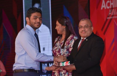ދުނިޔޭގެ ގަދަ 10 ގައި ރާއްޖޭގެ 48 ދަރިވަރުން ހިމެނިއްޖެ