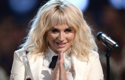 ކޭޝާގެ "ރެއިންބޯ" ޓުއާ އަންނަ މަހު ފަށަނީ