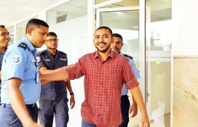 މައިބަދައިގެ އެކްސްރޭއެއް ނެގުމަށް އަމީތު ހޮސްޕިޓަލަށް ގެންގޮސްފި