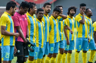 ފިޔަވަޅެއް ކުރިއަށް އެޅި ވެލެންސިއާ ދެން ވެއްޓުނީ މާ ފަހަތަށް