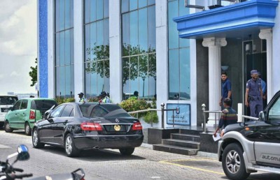 ރައީސް ޔާމީން ފުލުހުންގެ އިސްވެރިންނާ ކުއްލި ގޮތަކަށް ބައްދަލުކުރައްވައިފި