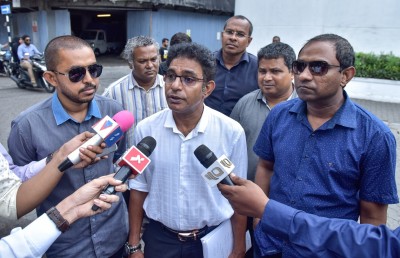 "ހަތަރު މެމްބަރުން ޖަލްސާއަށް ހާޒިރުކޮށްދޭން ވާނެ، ނޫނީ އިހުތިޖާޖް ކުރާނަން"