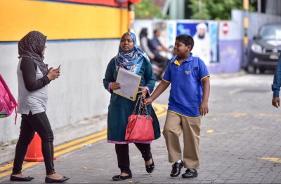 އީޕީއެސް އިމާރާތުގައި އިންޓަނޭޝަނަލް ސްކޫލެއް ހިންގަން ކުރިމަތިލީ ތިން ފަރާތަކުން