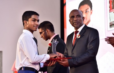 އިސްކަންދަރު ސްކޫލުން އެއް ވަނަ ލަޔާލް އަށް