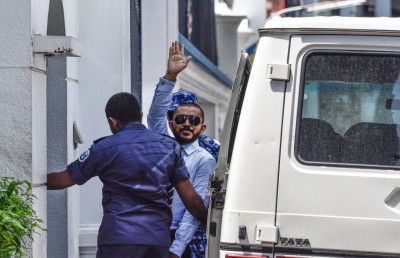 ޖަލުގެ ހިތްދަތި ތަޖުރިބާ އަމީތު ސުޕްރީމް ކޯޓަށް ކިޔައިދީފި