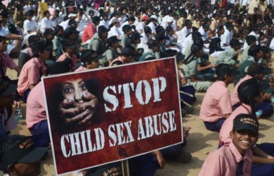 ރޭޕްކޮށްގެން ބަނޑުބޮޑުވި 10 އަހަރުގެ ކުއްޖާ ވިހައިފި