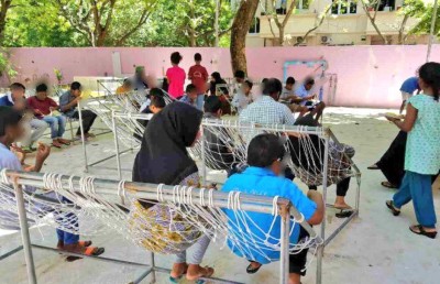 ދަރިން ދޫކޮށްލައި ސަރުކާރުގެ ވަޒީފާގައި އުޅޭ މީހުންނަށް ފިޔަވަޅު އަޅަން ރައީސް ނިންމަވައިފި