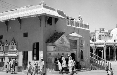 މައްކާ ހަރަމްފުޅު: ތާރީޚް ގެނެސްދިން ބަދަލު