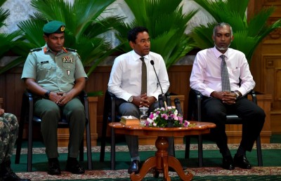 ރަސްރަނި ބަގީޗާގެ މަސައްކަތް ކުރި ސިފައިންގެ އިސް އޮފިސަރުންނާ ރައީސް ޔާމީން ބައްދަލު ކުރައްވައިފި