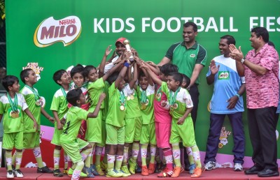 ރާއްޖޭގައި ސްޕޯޓްސް ސްކޫލެއް އަޅަނީ