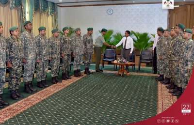 ރަސްރަނި ބަގީޗާގެ މަސައްކަތް ކުރި ސިފައިންގެ އިސް އޮފިސަރުންނާ ރައީސް ޔާމީން ބައްދަލު ކުރައްވައިފި