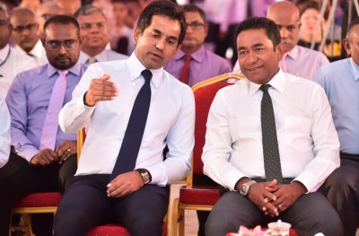 ރައީސް ޔާމީނަށް ކުރެއްވި "ފިނިފެންމަލު"ގެ ތައުރީފުން މިނިސްޓަރު ސައީދަށް މަލާމާތް!