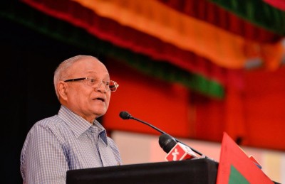 ފެންނަމުން މިދަނީ ފެއިލް ވެފައިވާ ދައުލަތެއްގެ އަލާމާތްތައް: މައުމޫން