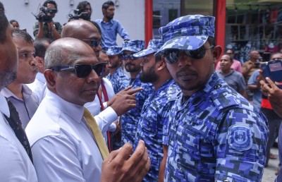 މެމްބަރުންގެ ގޮނޑި ގެއްލުވާލުން އަދިވެސް ކުރިއަށް އެބަ އޮތް: ޝާހިދު
