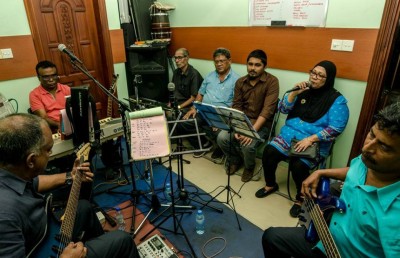 ކުރީގެ ފަންނާނުންތަކަކާ އެކު "އޯލްޑް އިޒް ގޯލްޑް"ގެ ނަމުގައި ހާއްސަ މިއުޒިކް ޝޯއެއް