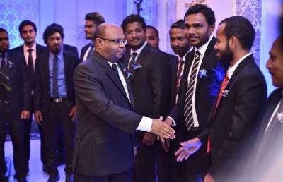 ގާނޫނީ ދާއިރާގެ ބައެއް ބޭފުޅުންނާ އުއްތަމަ ފަނޑިޔާރު ބައްދަލު ކުރައްވައިފި