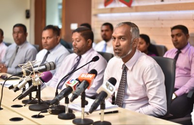 ތަކުރާރުކޮށް އެހުމުން ވެސް ފްލެޓް ދިން ގޮތެއް ވިދާޅެއް ނުވި!