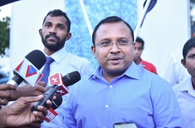 ރިޔާޒް ފުލުހަށް ހާޒިރުކޮށް، ބަޔާން ނަގައިފި