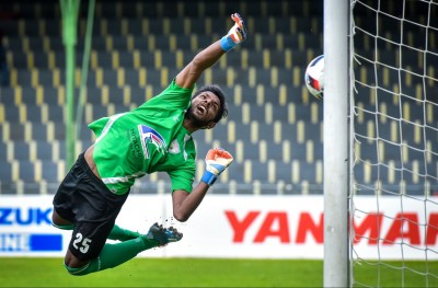 އިތުރު ދެ އަހަރު އީގަލްސްގެ ގޯލް ބެލެހެއްޓުމާ ސުޖަން ހަވާލު