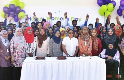 އެމްޑަބްލިއުއެސްސީގެ އަންހެން މުވައްޒަފުންނަށް ގޭގައި ތިބެގެން މަސައްކަތް ކުރެވޭ ޕޮލިސީއެއް ތައާރަފު ކޮށްފި
