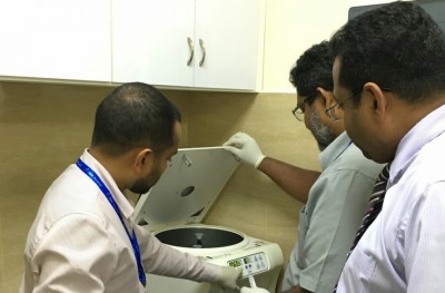 ދޯންޏެއްގެ ނަގިލި އެއްލުމުގެ ތެރޭގައި ޒުވާނެއްގެ ފައި ޗިސްވެއްޖެ